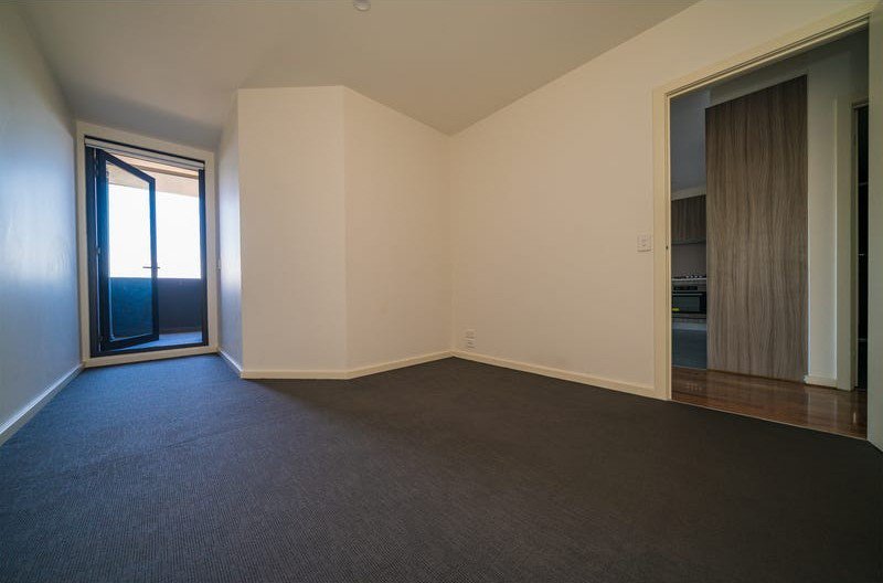 Photo - 304/388 Murray Road, Preston VIC 3072 - Image 3