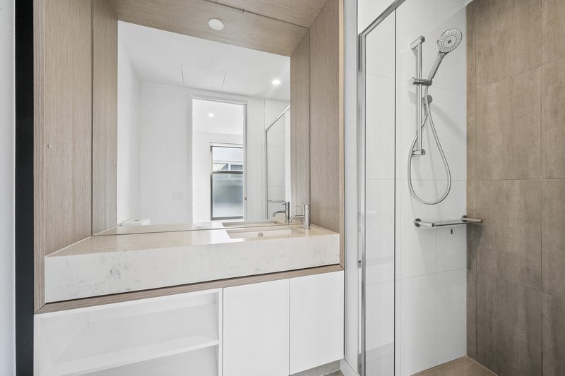 Photo - 304/629 Canterbury Road, Surrey Hills VIC 3127 - Image 8
