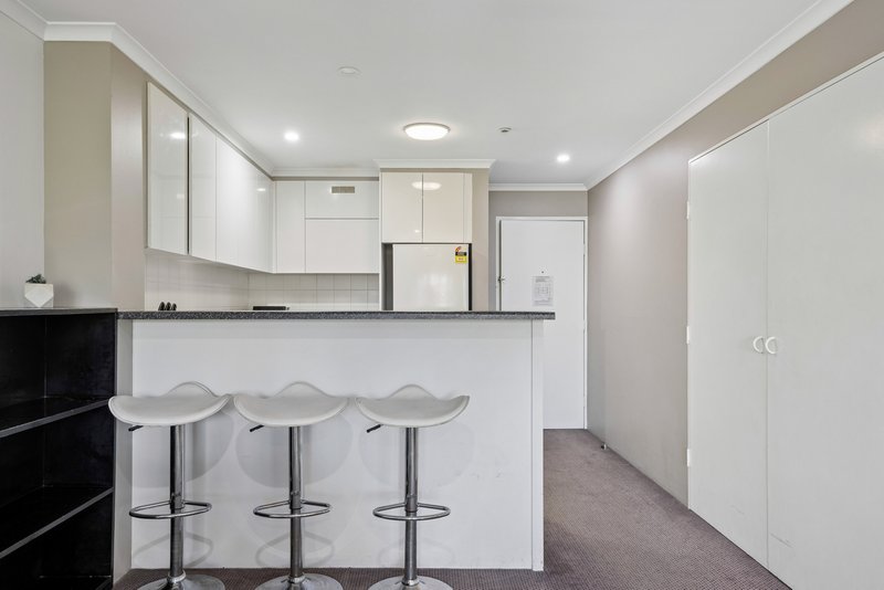 Photo - 304/74 Northbourne Avenue, Braddon ACT 2612 - Image 4