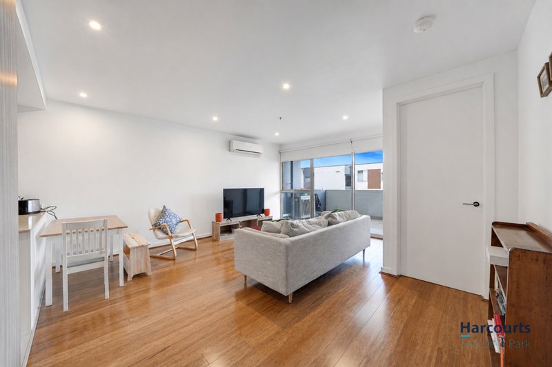 Photo - 30/48 Eucalyptus Drive, Maidstone VIC 3012 - Image 10