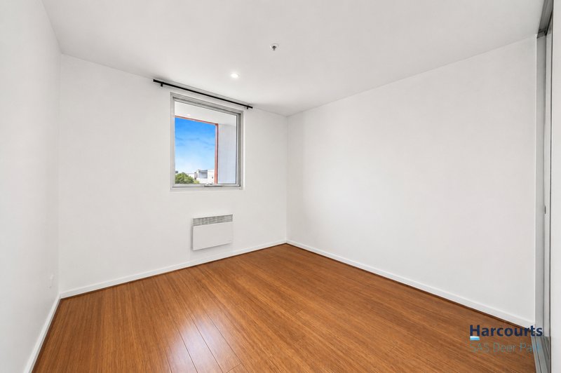 Photo - 30/48 Eucalyptus Drive, Maidstone VIC 3012 - Image 13