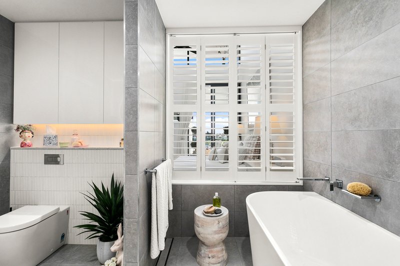 Photo - 304/9 Marina Drive, Shell Cove NSW 2529 - Image 7