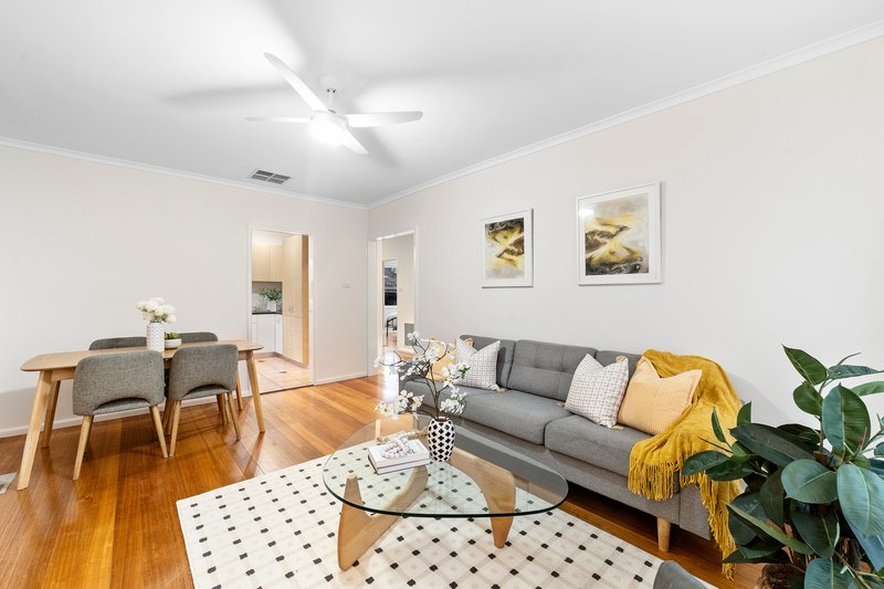 Photo - 304C Warrigal Road, Cheltenham VIC 3192 - Image 2