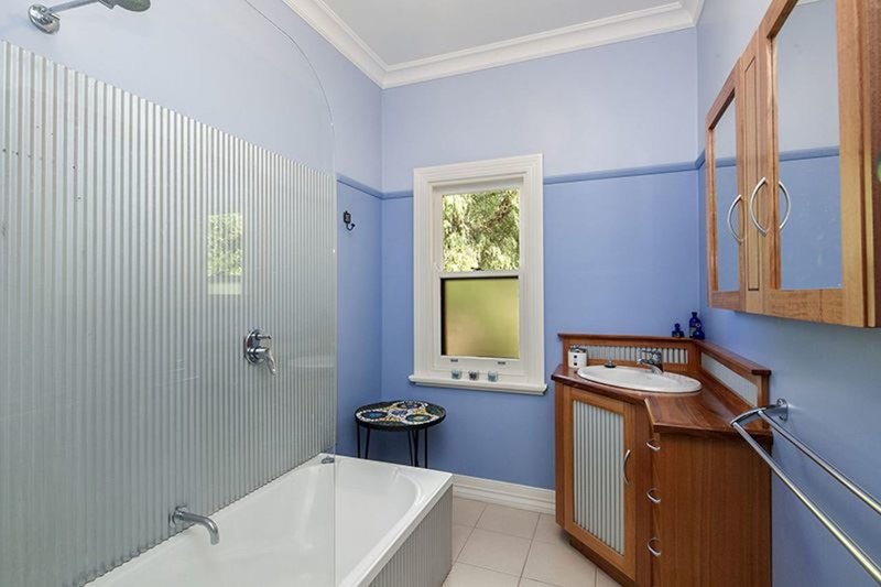 Photo - 305 Eyre Street, Buninyong VIC 3357 - Image 11