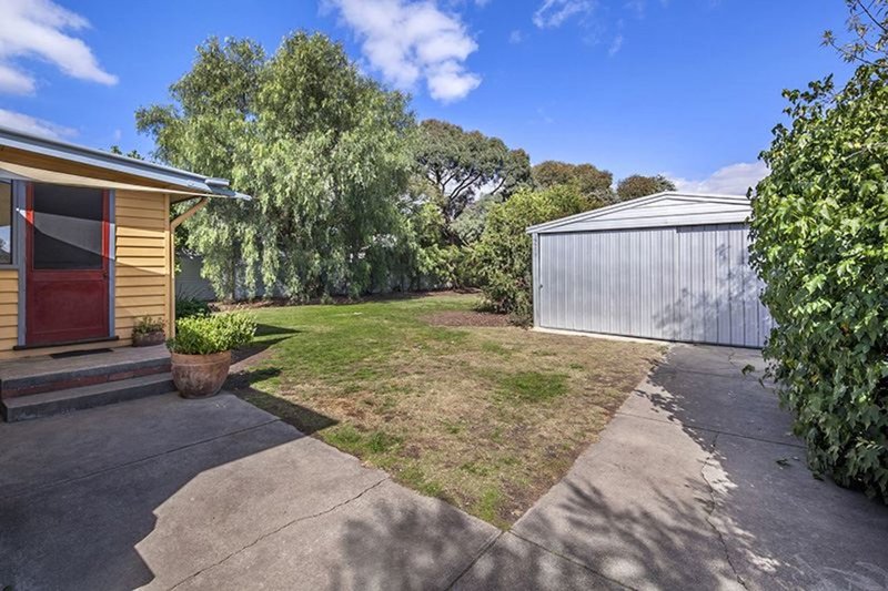 Photo - 305 Eyre Street, Buninyong VIC 3357 - Image 15