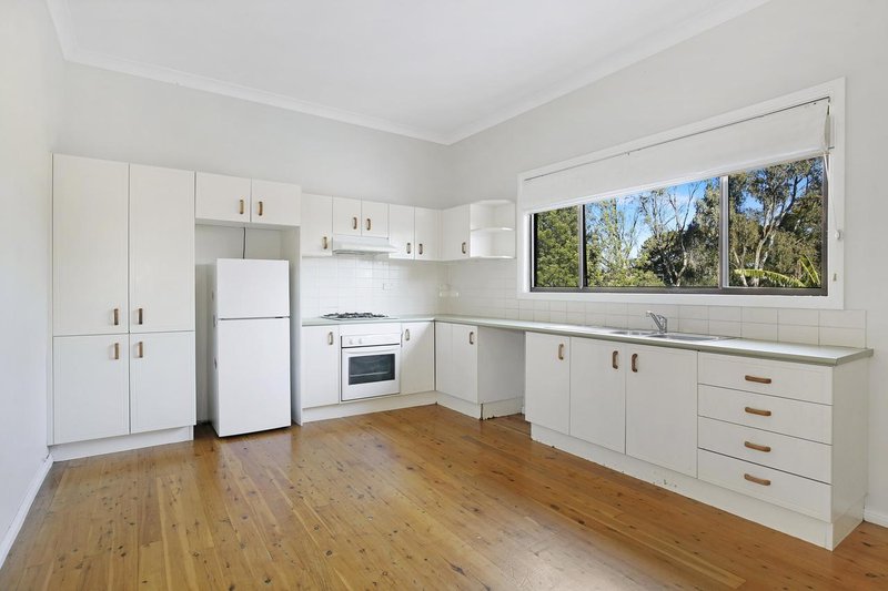 305 Flagstaff Road, Berkeley NSW 2506