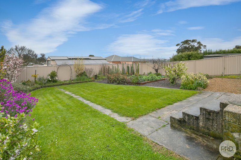 Photo - 305 Landsborough Street, Ballarat North VIC 3350 - Image 15