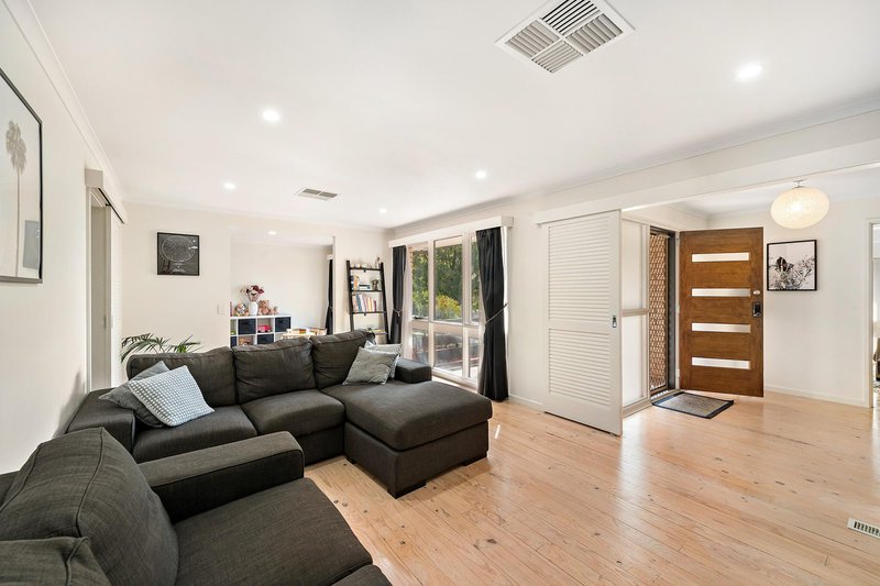 Photo - 305 Maribyrnong Avenue, Kaleen ACT 2617 - Image 3