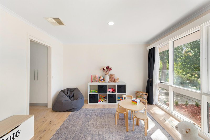 Photo - 305 Maribyrnong Avenue, Kaleen ACT 2617 - Image 5