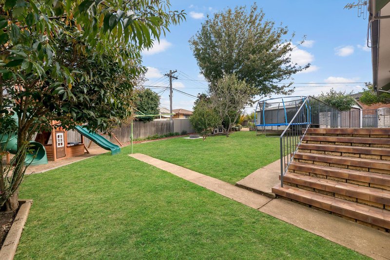 Photo - 305 Maribyrnong Avenue, Kaleen ACT 2617 - Image 17