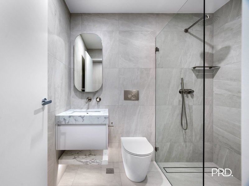 Photo - 305/10 John Tipping Grove, Penrith NSW 2750 - Image 4