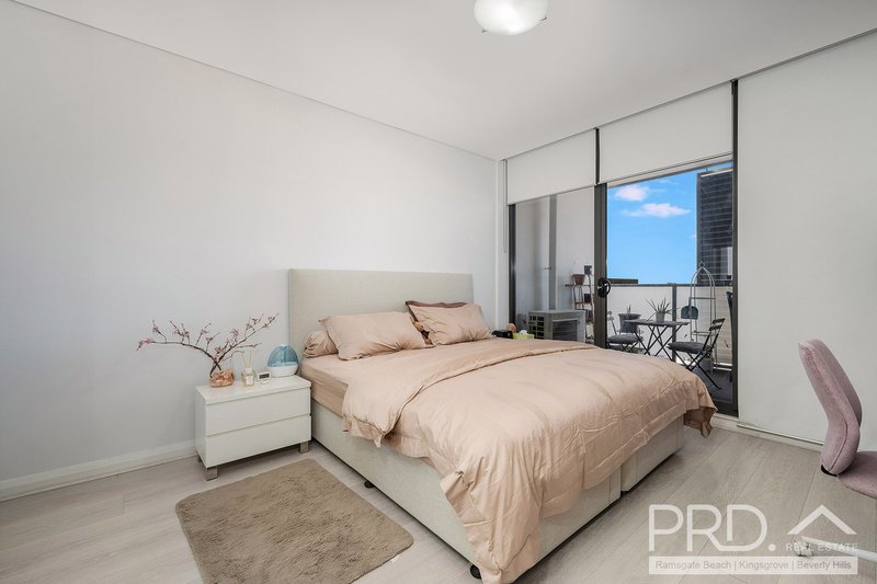 Photo - 305/11C Mashman Avenue, Kingsgrove NSW 2208 - Image 6