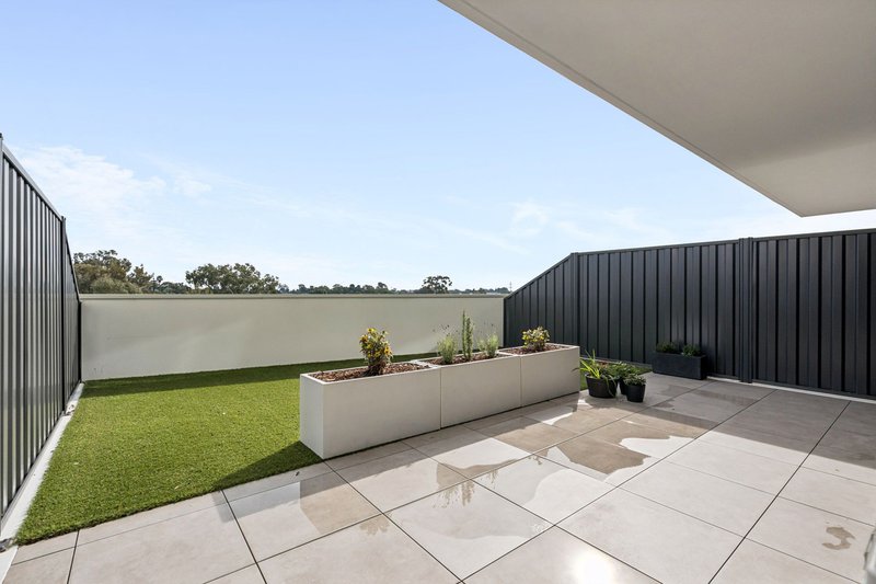 Photo - 305/14 Leila Street, Cannington WA 6107 - Image 20