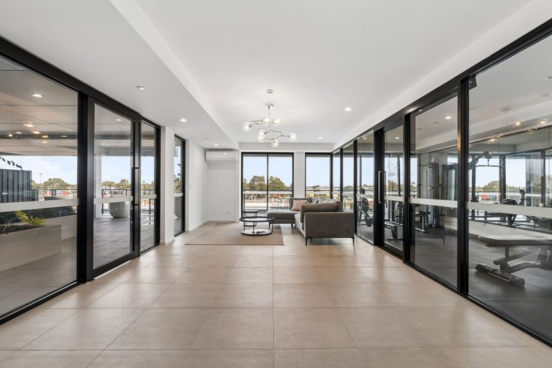 Photo - 305/14 Leila Street, Cannington WA 6107 - Image 24