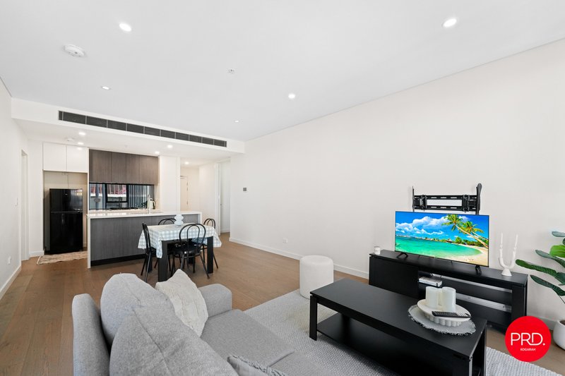 Photo - 305/15 Garrigarrang Avenue, Kogarah NSW 2217 - Image 5