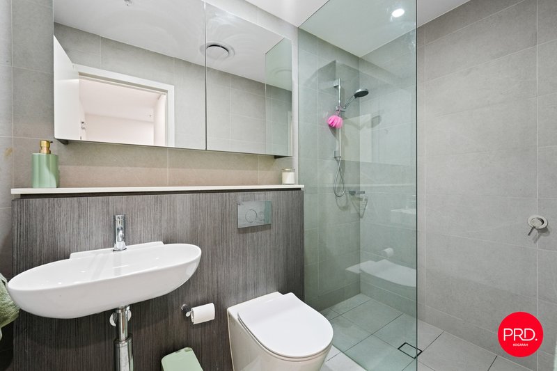 Photo - 305/15 Garrigarrang Avenue, Kogarah NSW 2217 - Image 8