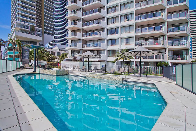 Photo - 305/157 Old Burleigh Road, Broadbeach QLD 4218 - Image 1