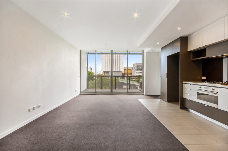 Photo - 30/523 Burwood Road, Hawthorn VIC 3122 - Image 3