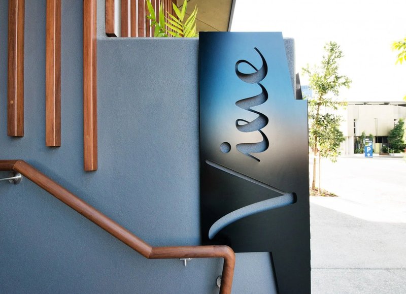 Photo - 305/27 Russell Street, South Brisbane QLD 4101 - Image 3