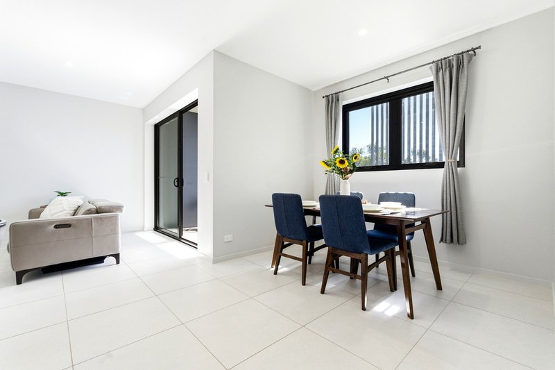 Photo - 305/3 Grout Street, Macgregor QLD 4109 - Image 15