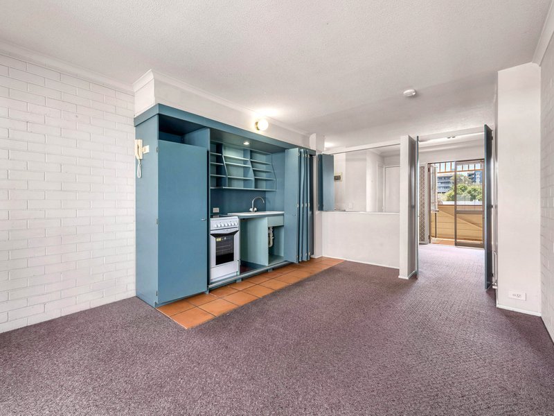 Photo - 30/53 Warry Street, Fortitude Valley QLD 4006 - Image 4