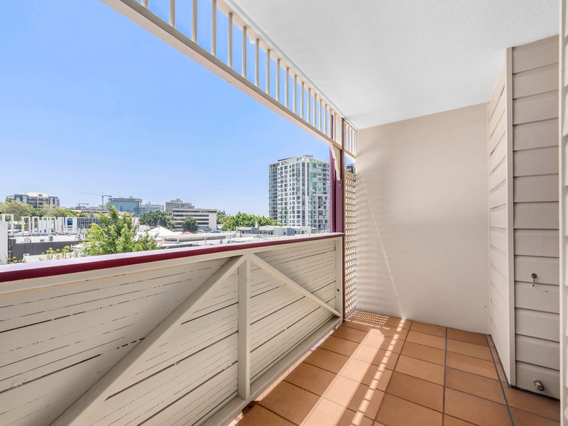 Photo - 30/53 Warry Street, Fortitude Valley QLD 4006 - Image 6