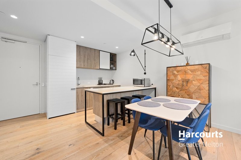 Photo - 305/33 Quay Boulevard, Werribee South VIC 3030 - Image 5