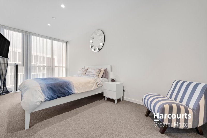 Photo - 305/33 Quay Boulevard, Werribee South VIC 3030 - Image 7