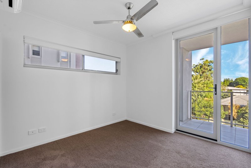 Photo - 305/40 Mascar Street, Upper Mount Gravatt QLD 4122 - Image 9