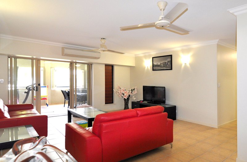 Photo - 305/44-62 Clifton Road, Clifton Beach QLD 4879 - Image 8