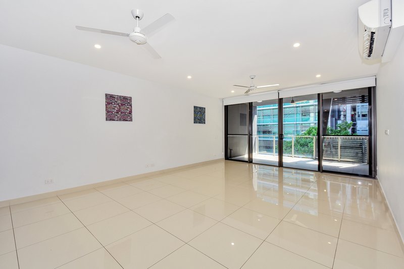 Photo - 305/44 Woods Street, Darwin NT 0800 - Image 3