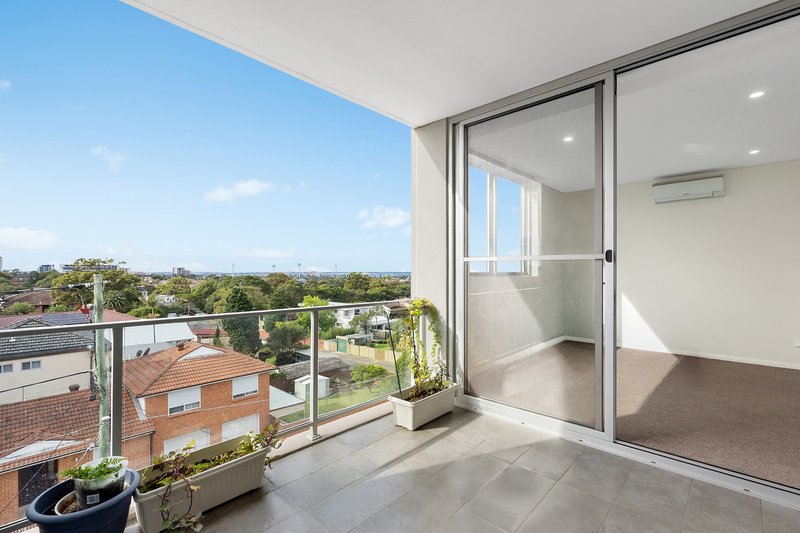 Photo - 305/45 Andover Street, Carlton NSW 2218 - Image 5