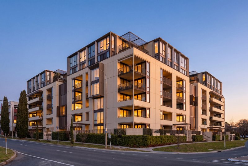 Photo - 305/82 Wentworth Avenue, Kingston ACT 2604 - Image 1
