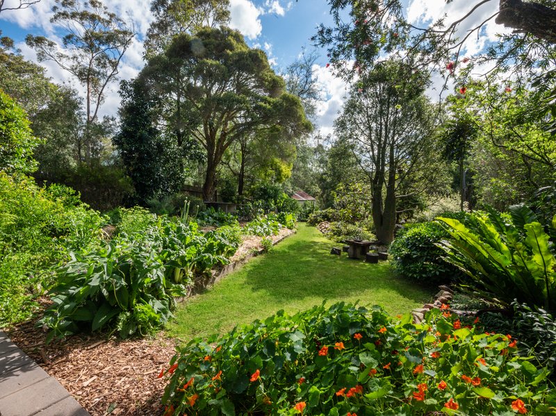 306 Lieutenant Bowen Dr , Bowen Mountain NSW 2753