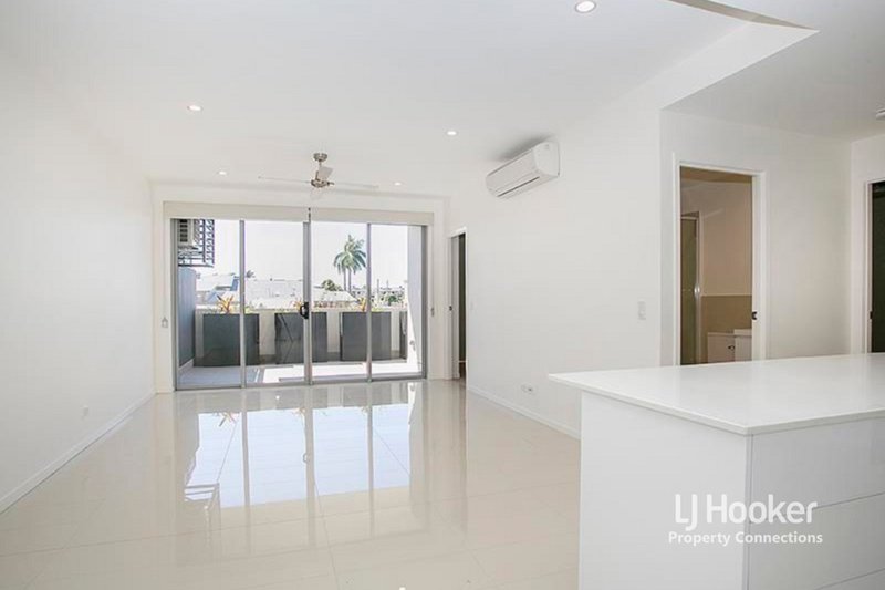 Photo - 306/11-17 Ethel Street, Chermside QLD 4032 - Image 2
