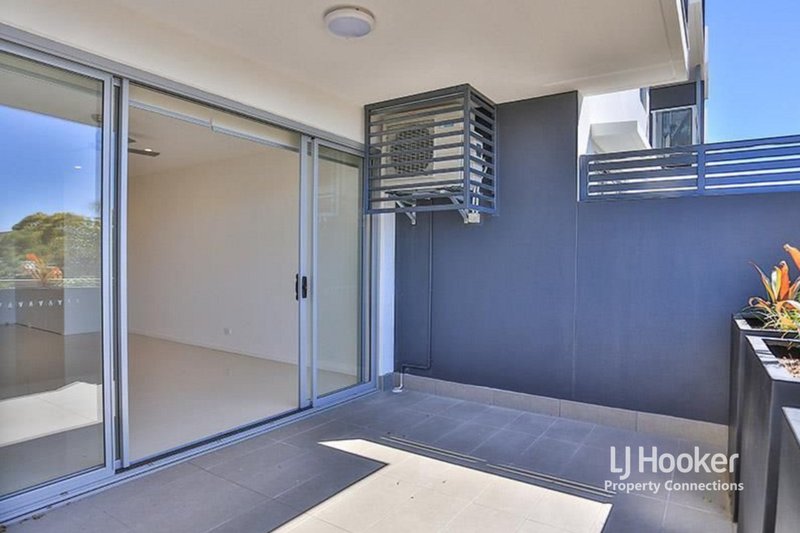 Photo - 306/11-17 Ethel Street, Chermside QLD 4032 - Image 4
