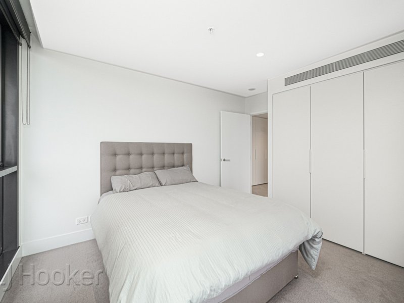 Photo - 306/11 Barrack Square, Perth WA 6000 - Image 11