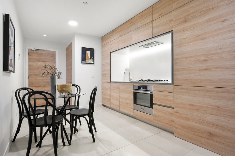 Photo - 306/12 Queens Road, Melbourne VIC 3004 - Image 2