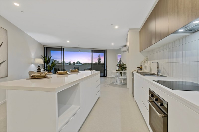 Photo - 306/12 South Sea Islander Way, Maroochydore QLD 4558 - Image 9