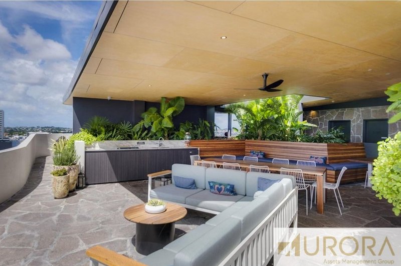 Photo - 306/18 Hubert Street, Woolloongabba QLD 4102 - Image 9