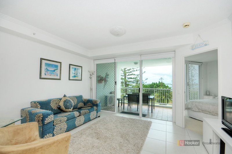 Photo - 306/182 Marine Parade, Labrador QLD 4215 - Image 6