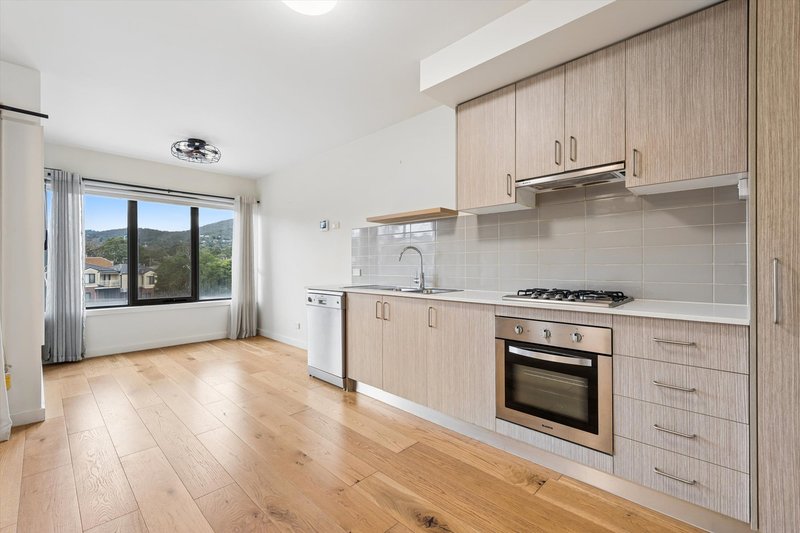Photo - 306/3 Chandler Road, Boronia VIC 3155 - Image 2