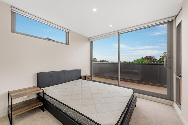 Photo - 306/326-328 Burwood Highway, Burwood VIC 3125 - Image 3