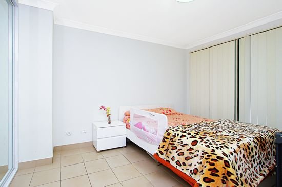 Photo - 306/465 Chapel Road, Bankstown NSW 2200 - Image 4