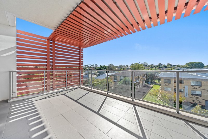 Photo - 306/47 Nundah Street, Nundah QLD 4012 - Image 6
