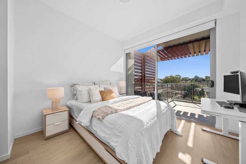 Photo - 306/47 Nundah Street, Nundah QLD 4012 - Image 13