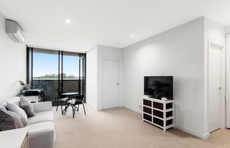 Photo - 306/56 Kambrook Road, Caulfield North VIC 3161 - Image 2