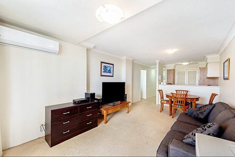 Photo - 3066 2633 Gold Coast Highway, Broadbeach QLD 4218 - Image 2