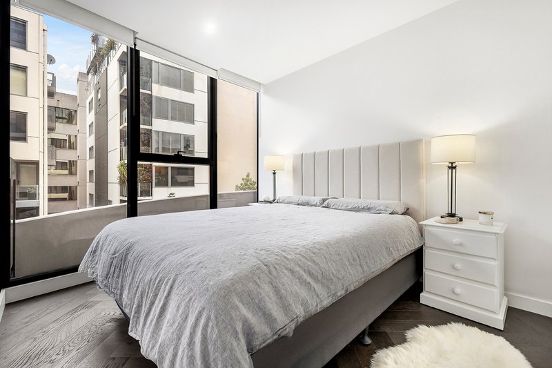 Photo - 306/74-76 Eastern Road, South Melbourne VIC 3205 - Image 5