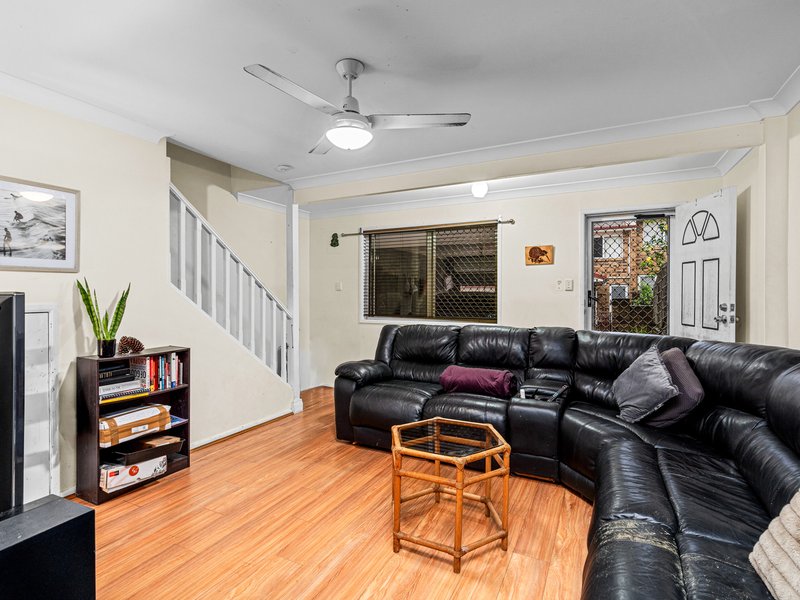 Photo - 30/68 Springwood Road, Rochedale South QLD 4123 - Image 3